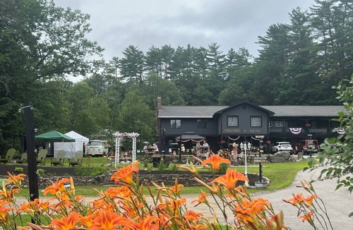 Holderness Hotel | Renovated Lake Suite 1, Kitchen, Private Beach + Dock Access, Not Dog Friendly