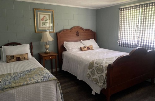 Holderness Hotel | Renovated Lake Suite 8 , Kitchen, Private Beach + Dock Access, Not Dog Friendly