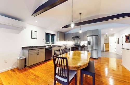 Ludlow Cottage | Renovated lakefront cottage w/hot tub, dock, kayaks, swim platform, & firepit