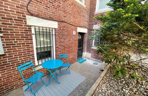 Cleveland Circle Apartment | Renovated Studio, near hospitals, MBTA