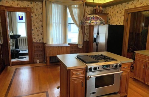 West End House | Rent a room in the gorgeous Holt House