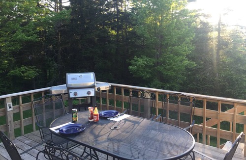 West Dover House | Restored Farmhouse Colonial -Private Location - 6 Miles to Mt Snow