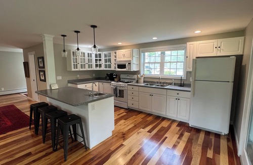 Johnson House | Retreat On The River At Johnson Woolen Mills Store