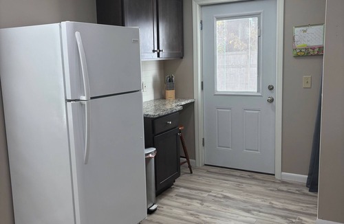 Ridgefield Cottage | Ridgefield Cottage: Walk to Town & Movie Theater!
