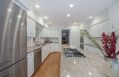 Center City House | Rittenhouse Residence - Historic Mansion with Roof Deck - Sleeps 16
