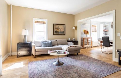Great Barrington House | River Cottage - Riverfront Home in Walkable Community