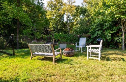Great Barrington House | River Cottage - Riverfront Home in Walkable Community