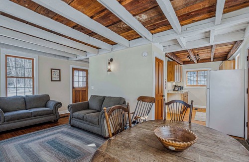 Taftsville House | Riverside Cottage on the Ottauquechee River