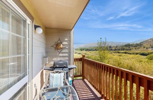 Edwards Apartment | Riverside Treehouse