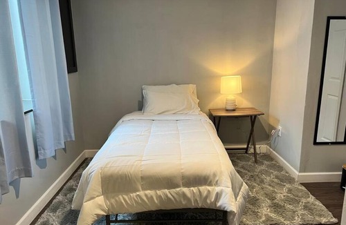 Eau Claire House | Riverview oasis