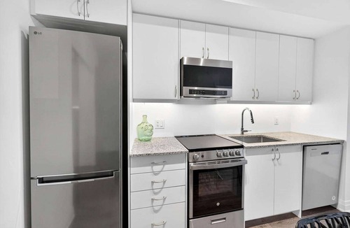 North York Hotel | RivetStays | The Westmounts Premium Suite – 2 Bedroom Condo