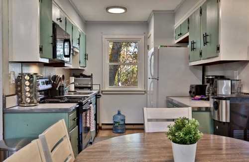 Killington Cabin | Roaring Bear Cabin: Secluded Killington Retreat with Hot Tub and Fire Pit