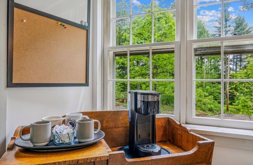 Brownsville House | Rock Haven Sugar House on a Working Farm