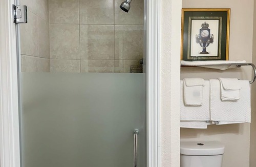 Adams Hotel | Rodeway Inn
