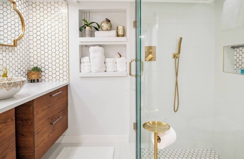 Stamford Apartment | Romantic Hide Out