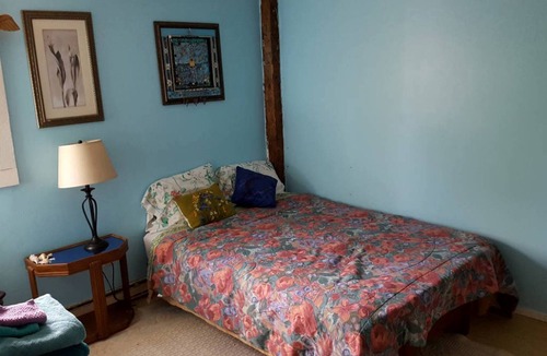 Cummington Cabin | Romantic Weekend Retreat in the Quiet Town of Cummington, Massachusetts