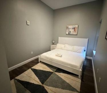 Downtown Boston Apartment | Roomy 4bed loft Family Friendly