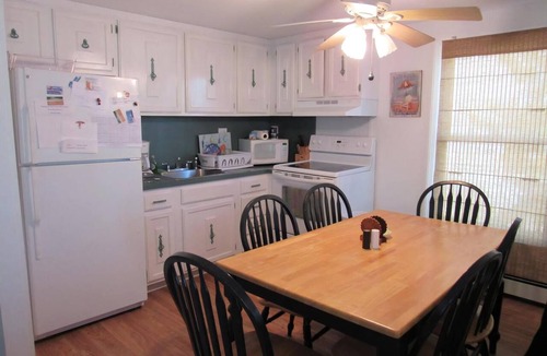 Ship Bottom Apartment | Roomy Bayside Duplex- 2 full baths