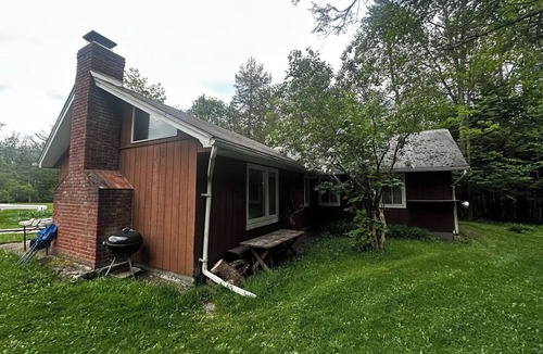 Elka Park Cottage | Rota Forest Cottage w/Sauna Experience Option