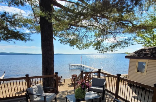 Killaloe Cottage | Round Lake Beach House close to Bonnechere Provincial Park
