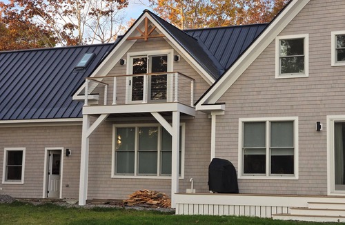Round Pond Apartment | Round Pond Maine - Charming apartment for 4 with AC, WiFi and ocean view.