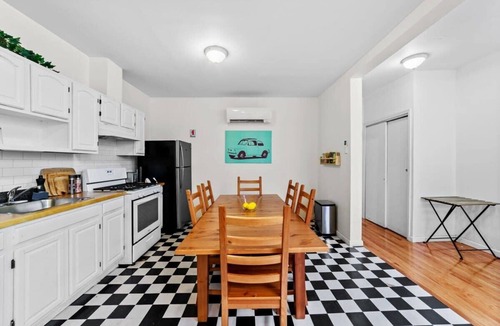 Bushwick Apartment | Rove Travel | Starr Place II | Cozy 3BR Apt