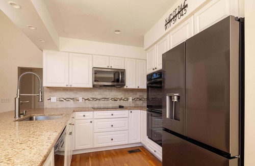Montauk House | Rove Travel | Summerlight Estate| Villa w/Pool