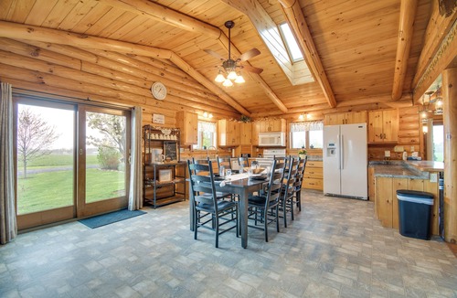 Romulus Cottage | Rural New York Vacation Rental w/Deck