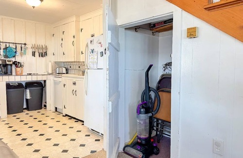 Southern Coast Apartment | Saco,ME- Ocean Front- 3Bedroom- Parking on-site- Family Friendly