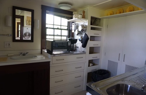 Little Compton House | Sakonnet Point water view home + guest cottage near beach