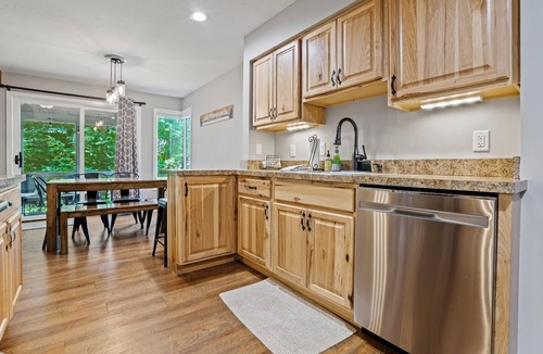 Gilford Condo | Samoset Landing - Condo on Lake Winnipesaukee/Close to Gunstock