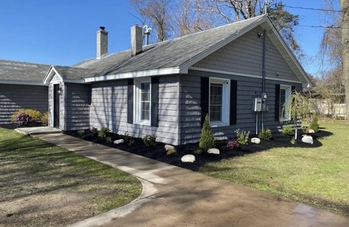 Sandy Creek Cottage | Sandy Pond Waterfront W/Hot Tub, on Golf Course!