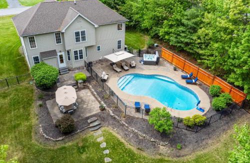 Saratoga Springs House | Saratoga Track Pool Hot Tub Fire Pit Game Room