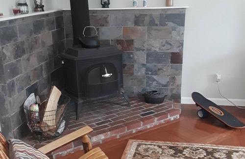 Intervale House | Save 15% off weekly rentals. Close to Storyland, walk to the Saco, make memories