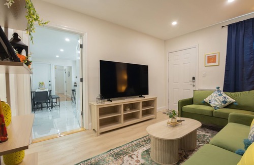 Dorchester Apartment | Savin Hill Gem - 4BR-2BA - Walk to T + Parking