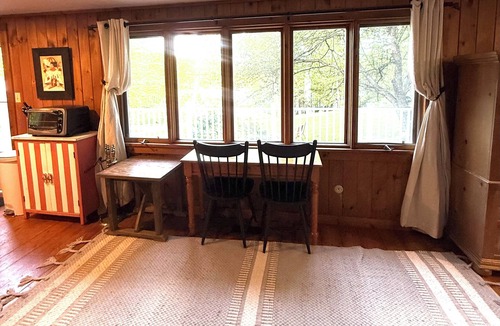 Gilmanton Cottage | Sawyer Lake Loon Call Cottage
