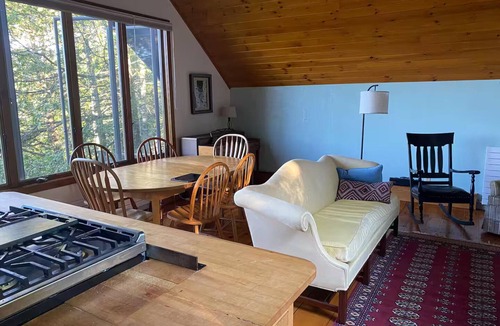 Greensboro House | Scandinavian-inspired 3-bedroom cottage