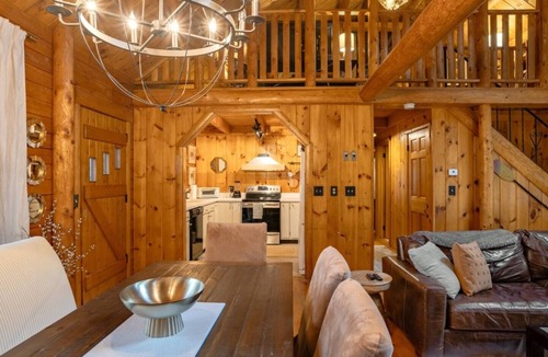 Gilford House | Scenic, Dog-Friendly Log Cabin: Minutes to Lake Winnipesaukee, Gunstock Mountain