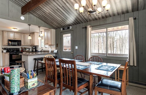 Ludlow Cabin | Scenic Okemo Area Getaway with Mountain Views in Ludlow Vermont