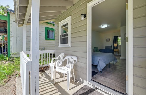 Schroon Lake Apartment | Schroon Lake Room < 1 Mi to Marina & Beach!