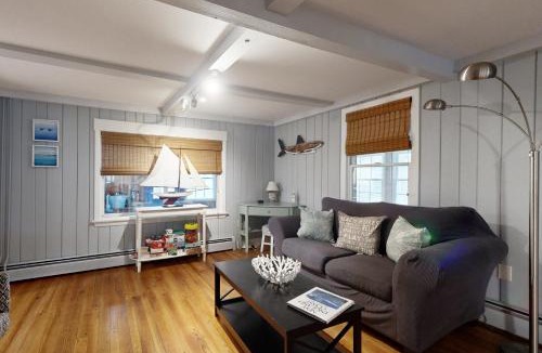 York Beach House | Sea La Vie