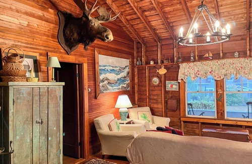 Harpswell Cottage | Sea Salt Cottage: 4 BR, 1 BA Cottage in Harpswell, Sleeps 7