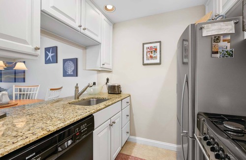 Mashpee House | Sea Spark - Cape Escape with Pool Access