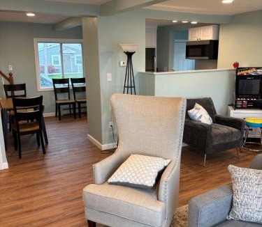 Portsmouth House | Seabreeze Sanctuary