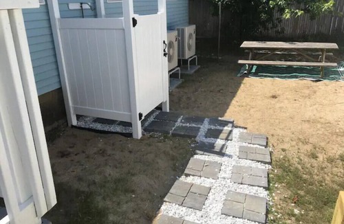 Seabrook House | Seabrook Beach 136b-Franklin St. 3 mins to Ocean, AC/WiFi BBQ Grills-2 Duplexes