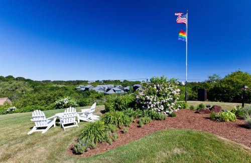 Provincetown Hotel | Seaglass Inn Provincetown