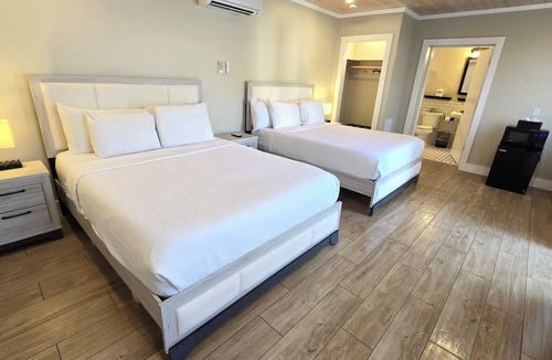 Old Town Hostel | Seashell Motel