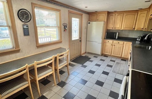 Raymond Villa | Sebago Escape Limit 12 5 Bedroom Home by RedAwning