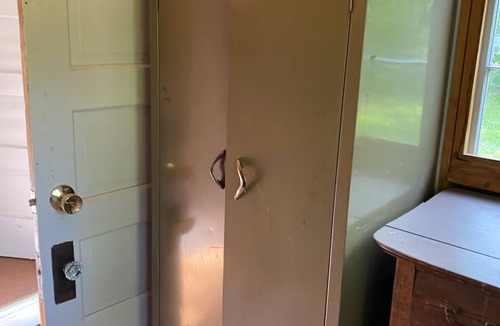Standish Cabin | Sebago Lake cozy cabin!