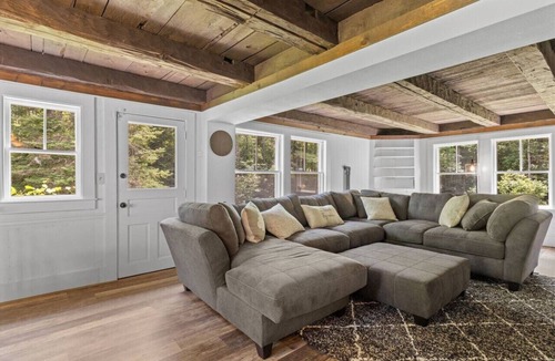 Silver Lake House | Secluded Private 38 Acre Oasis
